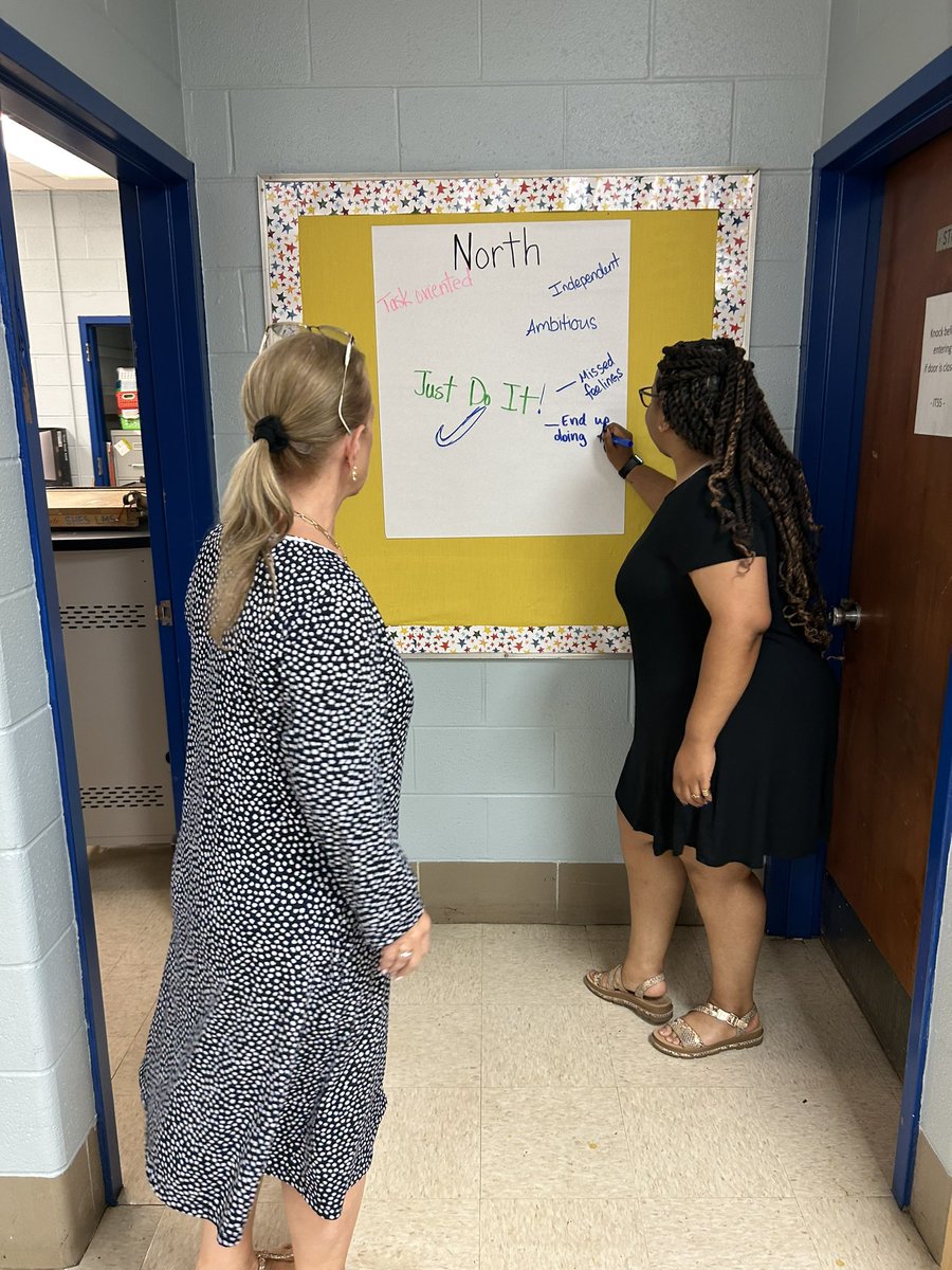 SummitHallRS's tweet photo. ILT digging deep into the SIP #fullengagement #newvoices https://t.co/ZD8bUe6mVS