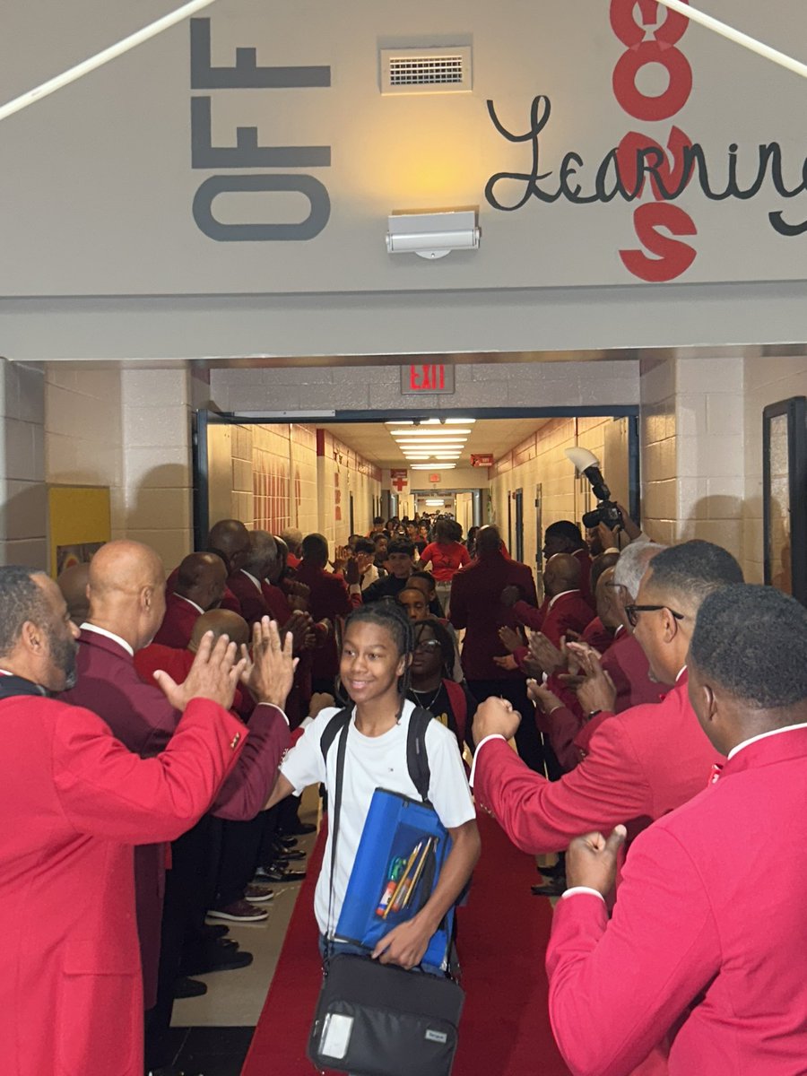 Smitha Middle School (@smithacardinals) on Twitter photo A great first week of school! No better way to top it off than to have the Alpharetta/Smyrna Alumni chapter of the Kappa Alpha Psi Fraternity cheer on and encourage our students <a href="/kapsi1911/">Kappa Alpha Psi® Fraternity, Inc.</a> to start the school day. We are thankful for their support and generosity. <a href="/CobbSchools/">Cobb County Schools</a> A great first week of school! No better way to top it off than to have the Alpharetta/Smyrna Alumni chapter of the Kappa Alpha Psi Fraternity cheer on and encourage our students <a href="/kapsi1911/">Kappa Alpha Psi® Fraternity, Inc.</a> to start the school day. We are thankful for their support and generosity. <a href="/CobbSchools/">Cobb County Schools</a>