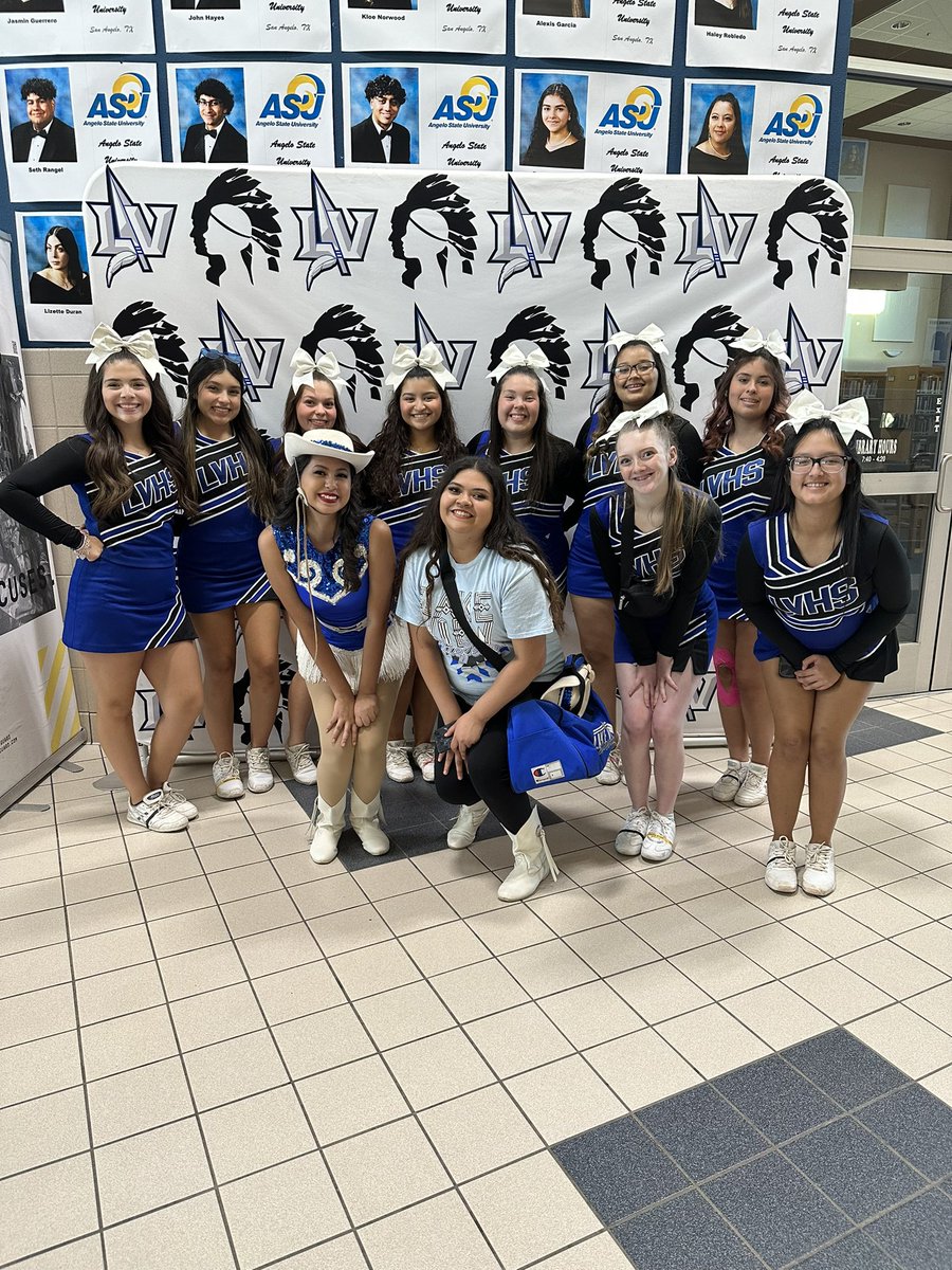 Kicking off the year at Orientation! Thanks to all our families that joined us this evening!  <a href="/sa_lakeviewHS/">Lake View High School</a>