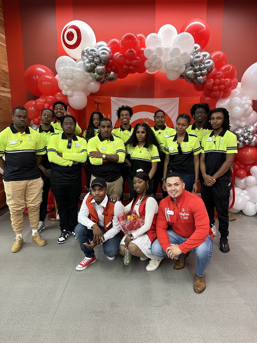 Ashely Dubose tweet media