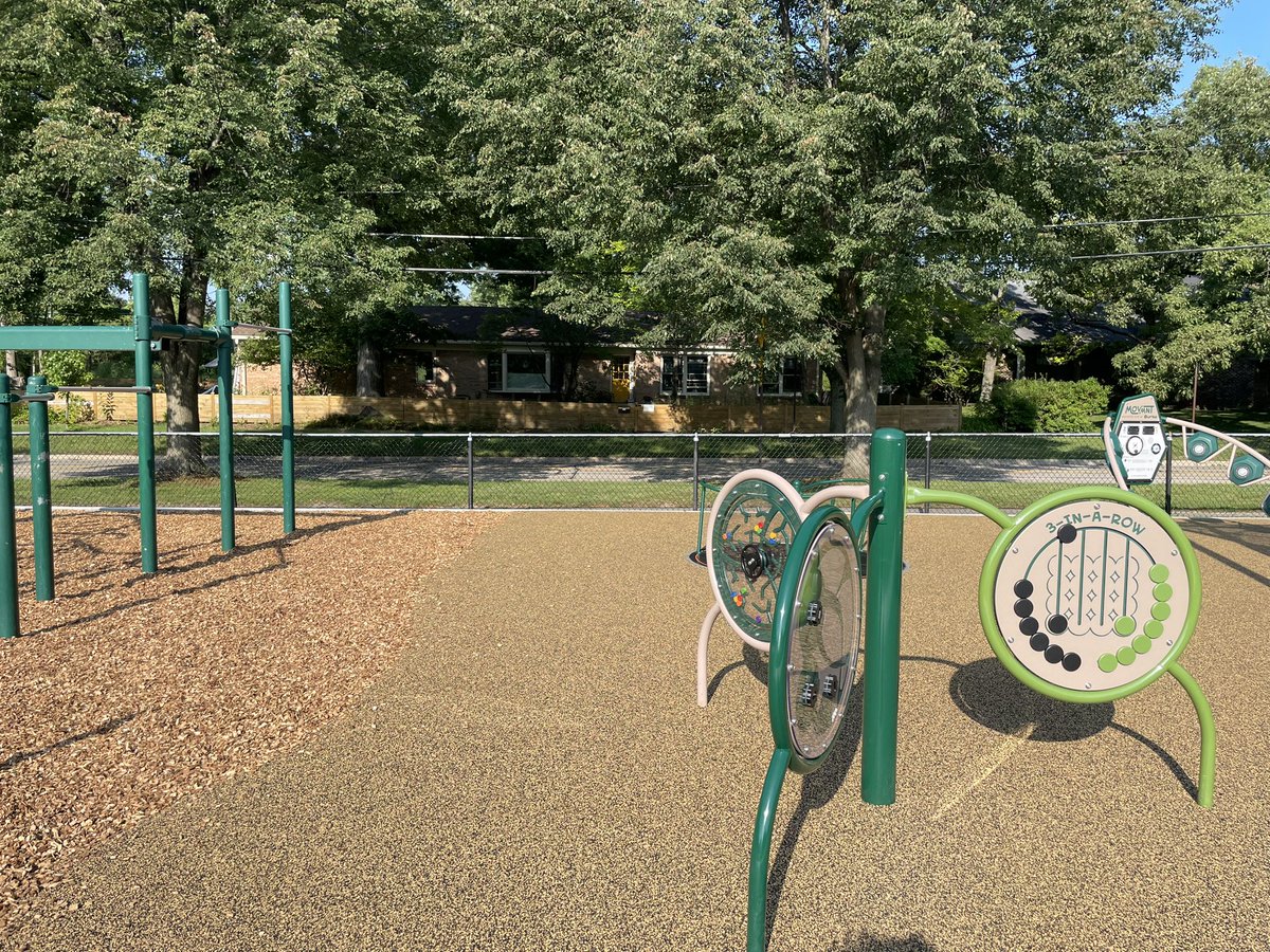 I’m so excited for the <a href="/BraesideSch112/">Braeside Elementary School</a> Ss to experience the new ADA playground. Thank you <a href="/MrsJamieKahn/">Jamie Kahn</a> for your incredible leadership &amp; for seeking the students’ voice in this project. Seeing this in person first thing this morning made my day. #112Leads