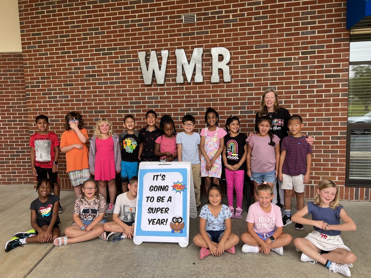 lucyleegilmore's tweet photo. Day 1 is in the books! It is going to be a great year! @AuburnCityEdu @WMReagles #TeamGilmore #YummyAfterSchoolTreat https://t.co/X7oKYSaM8x