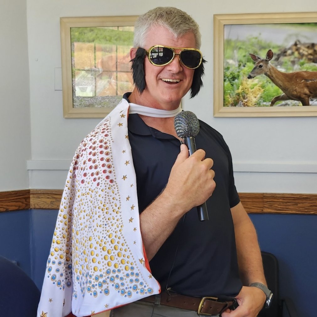 greataugutility's tweet photo. Our General Manager, Brian Tarbuck, is ready to unleash his inner Elvis during the Guinness World Record breaking attempt on August 15th from 5-8 pm at the Augusta Civic Center! We're inviting you to make history with us! #ElvisWeek #GuinnessWorldRecord #ElvisImpersonators #GAUD https://t.co/vmvCcPJJIc