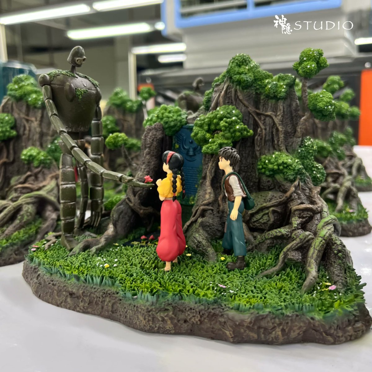 GKloopnews's tweet image. PRODUCTION UPDATE: Stop-motion Series Robot Gives Flower – ShenYin Studio

ShenYin Studio is wrapping up the production of their Robot Gives Flower figure!
#RobotGiveFlower #RobotSoldier #Pazu #Sheeta #LaputaCastleIntheSky #CastleInTheSky #CastleInTheSkyAnime #StudioGhibli