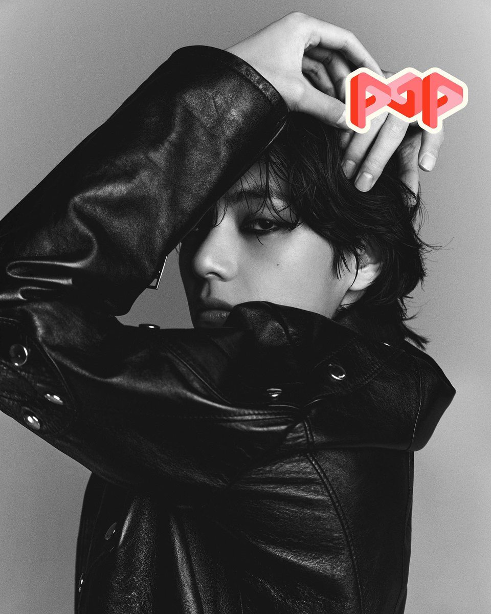 taehyungpic's tweet photo. Kim Taehyung for thepopmag 📸

https://t.co/2VsKh7iqvi

——
#방탄소년단뷔
CELINE BOY TAEHYUNG • #TAEHYUNGxCELINE https://t.co/Y0V6WmNQcv