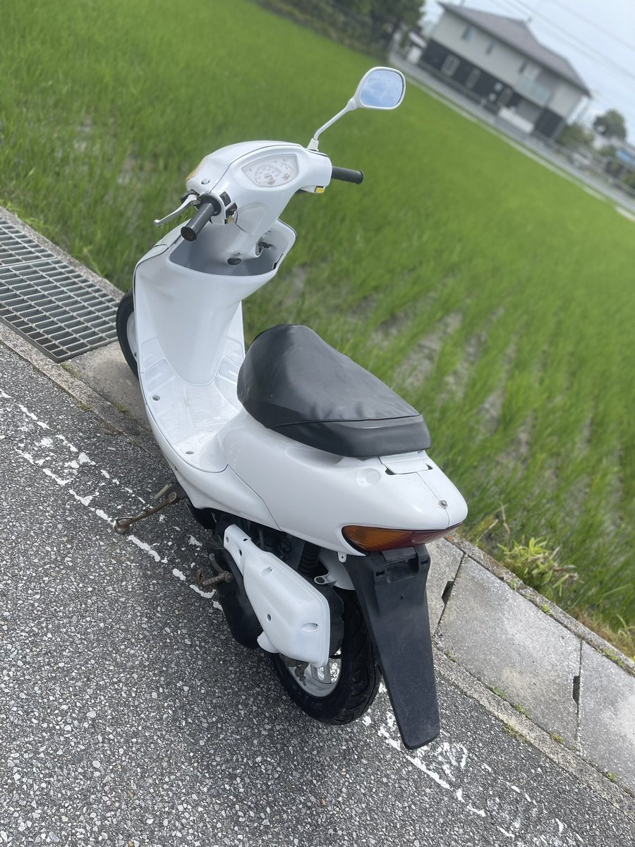 Fk_Workshop's tweet photo. ライブディオ売ります！
実働車

詳細は画像にてご確認ください！

一括 ¥32,000

#ライブディオ売ります
#DIO売ります　#ZX売ります
#原付売ります
#ふくまる工房 https://t.co/kNtRr9i8ls