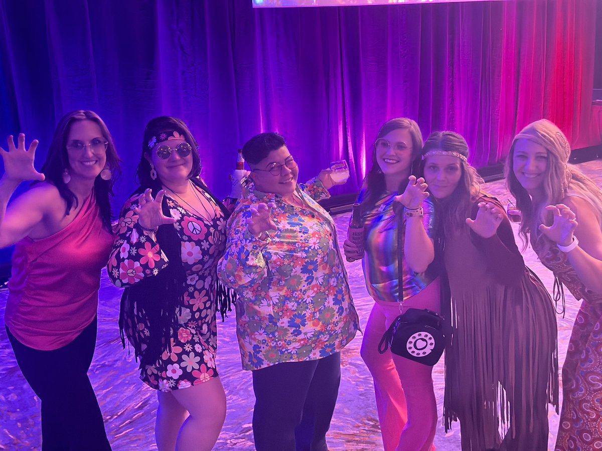 Amanda Hale Torrence tweet media