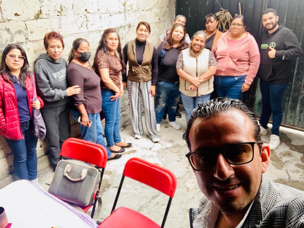 abigail11526673's tweet image. #Toluca
#Distrito34 
#AlfredoDelMazo 
El mejor equipo sin duda el ganador gracias por estar al 100% 🙏🏻🙏🏻🙏🏻
@Herandy 
@Dolores 
No están en foto pero gracias.