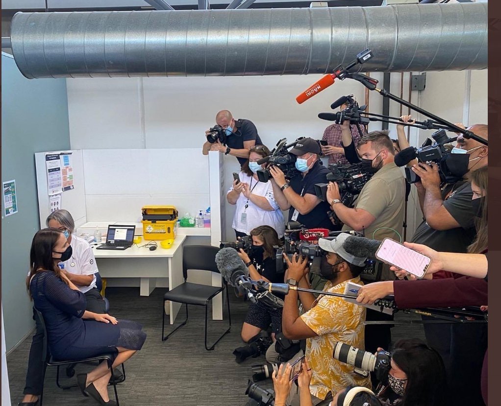 sunset sunrise tweet media