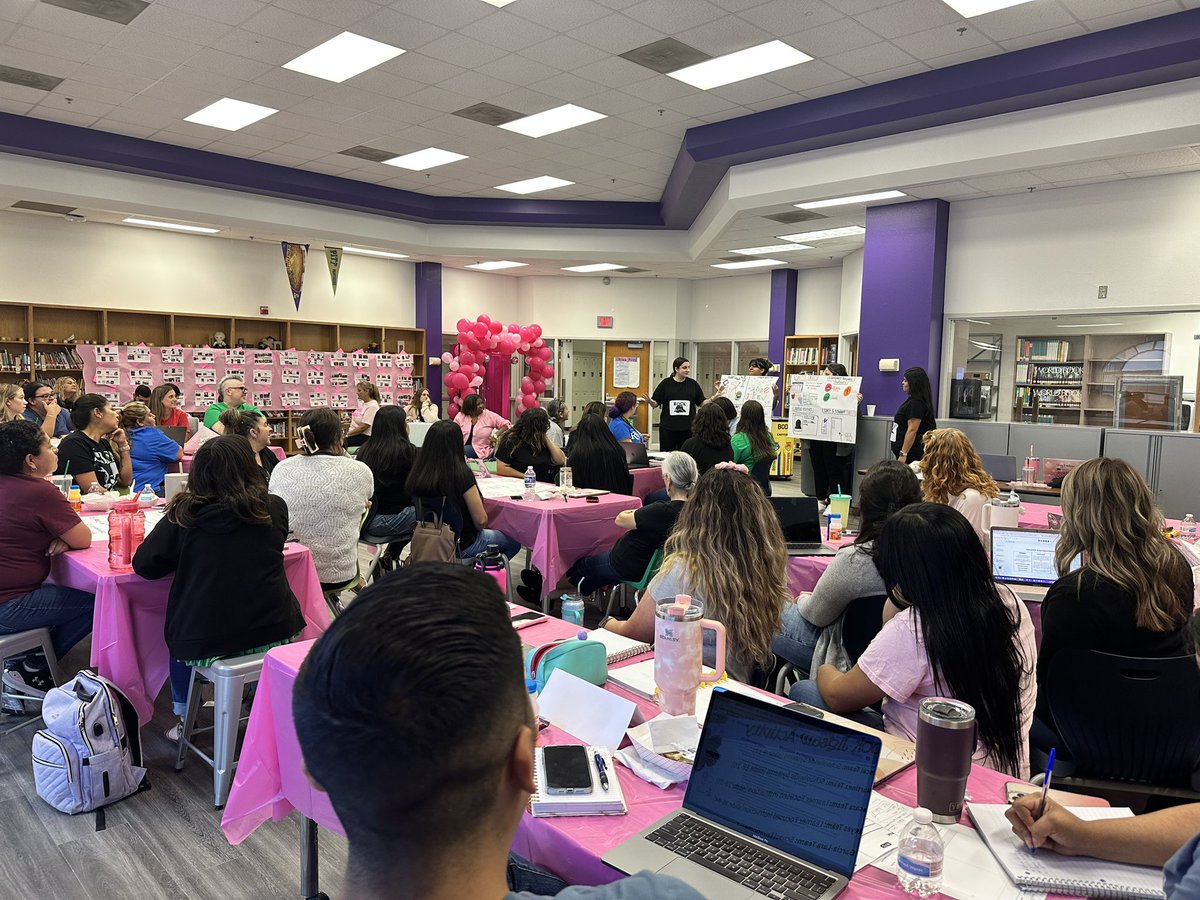 Christina Rodriguez tweet media