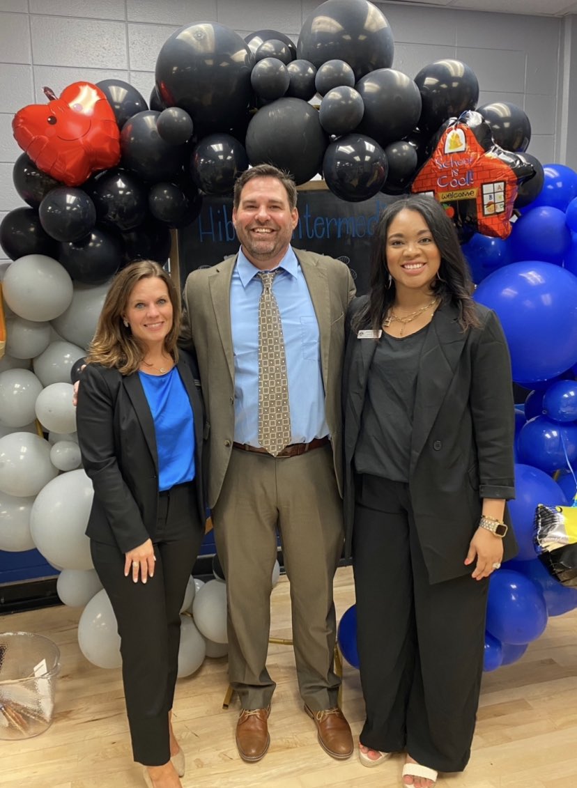 AndiLinville's tweet photo. @HibbettFCS Orientation! Awesome things are happening at Hibbett! Excited to see what this year brings with our outstanding teachers and these two leaders by my side.💙 #WeAreFalcons @FCSLearn https://t.co/MGa4gde394