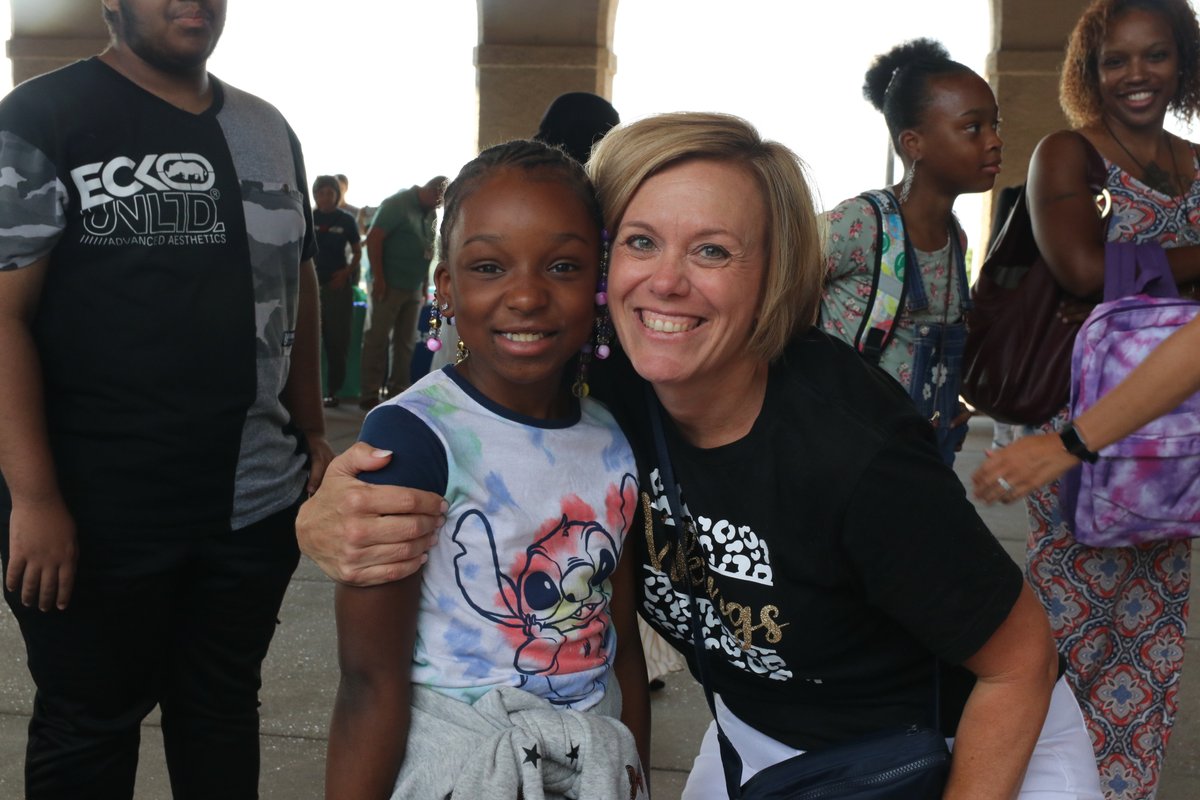 rockwoodschools's tweet photo. What a wonderful evening at Rockwood’s annual “Meet Me in St. Louis” event in Forest Park. Representatives from all Rockwood schools met and reconnected with students and families who participate in the VICC (Voluntary Interdistrict Choice Corporation) program providing food, games and services to help kick off the new school year. #FocusonUnity
