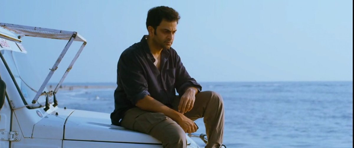 allen_shammi's tweet photo. One Of the Best Crime Thriller Ever Made In Mollywood ! 🙇🏻♂️🔥
1 Decade Of Memories ! 🤌🏻
Career Best Of Jeethu Joseph & Prithvi 👌🏻🖤 https://t.co/TVlELVCxgM