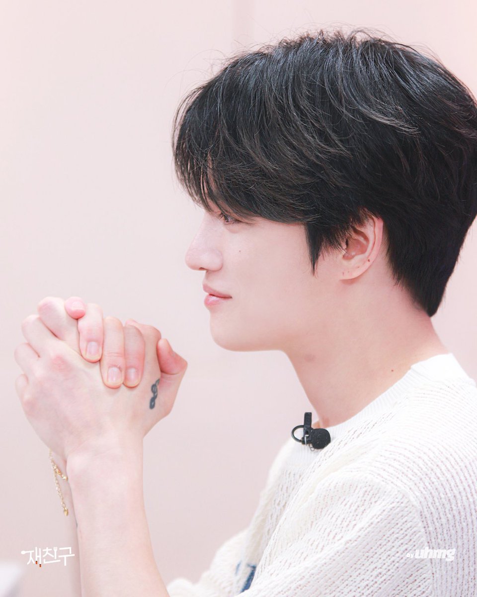 jaefriends_twt's tweet photo. 세대 초월 김재중 친구 만들기 토크쇼 #재친구

목요일 내일이야!!!😭
과연 세 번째 재친구는 누구일지🤔

12시에 커뮤니티에서 친구소개서를 확인하세요🎁
마지막 사진은 여기서만 공개🍺 (캬하)
맥주 광고 좀만 기다려 (연락주세요🥰) https://t.co/vi3l8nkkzm