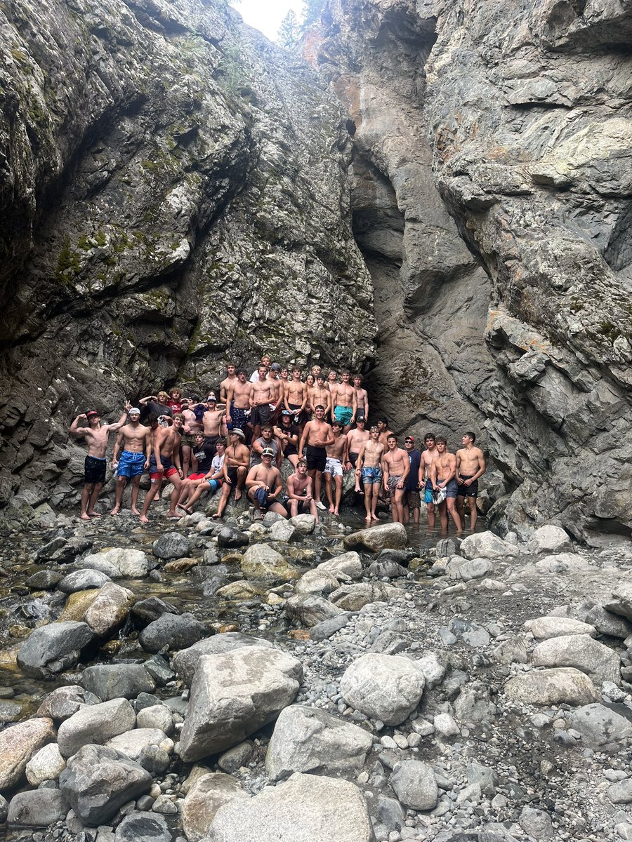 coachletsgo's tweet image. Great day hiking the great sand dunes and the Zapata Falls!  Excited for this team! #bootcamp2023 @WamegoFootball