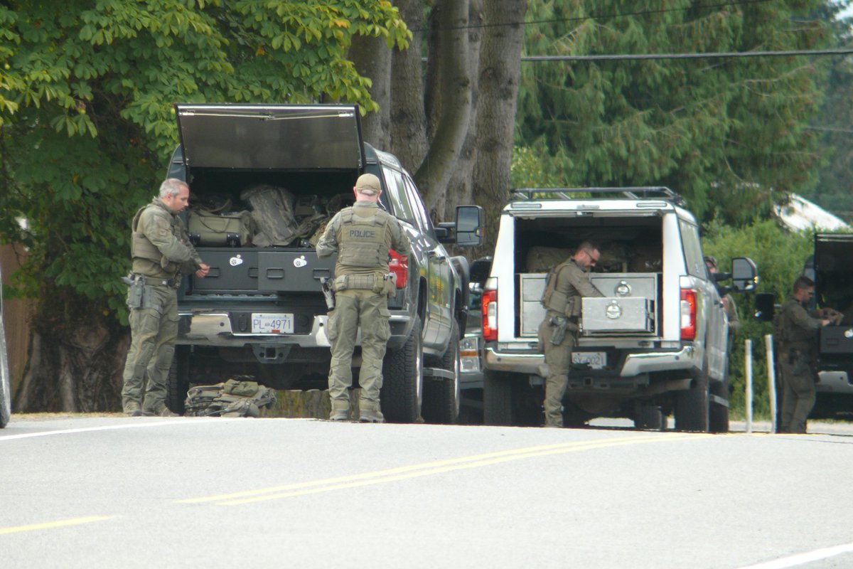 John_D_Ferguson's tweet photo. Police closed down 244 and 58th in Langley for several hours https://t.co/SnTGIcCdD4