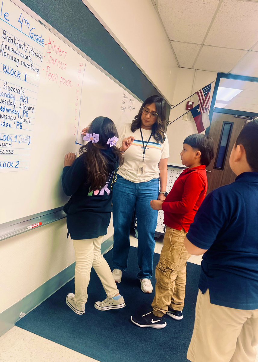 #GarlandISD1stDay went smoothly @HGES_Roadrunner!  No better way to start off 23-24 than reuniting with Mrs. Munnerlyn, my former coaching partner, &amp; <a href="/Misswilson980/">@misswilson980</a> ♥️ Teamwork makes the dream work! #ExperienceTheMagic <a href="/drlopez23/">Ricardo Lopez</a> @Doc_torSus <a href="/AdamsTechEd/">Jason Adams</a>