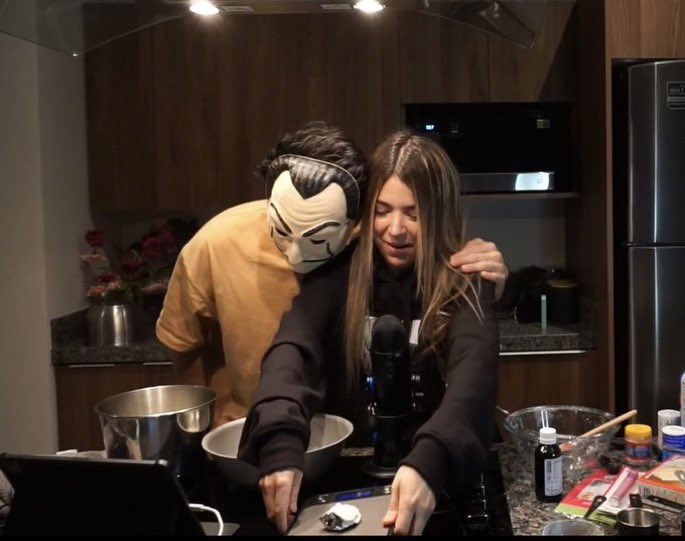 leaaaa_cc's tweet photo. Rivers: “gente esto NO es un cocinado con producción ok? 

5mnts después: https://t.co/egtWsDm008