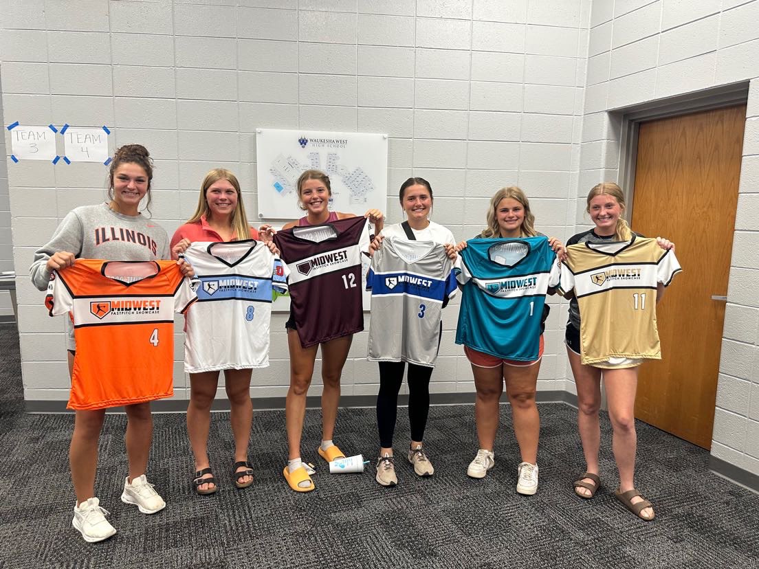 claire_calmes's tweet photo. Firepro 16U Nelson representing at @ShowtimeSports1 Midwest Softball Showcase! 

@ProductionsW7 @Ltrout07 @TyraPerry13 @CoachBrousek @CoachAdixZins @RitterPiper @CoachMWright3 @skubuske @AliNowak4 @jwalter09 @KristleWolcott @GO1616 @sut24 @CoachHeflinISU @cnelson12775 @bobmiklesh https://t.co/QCqjRzasWf