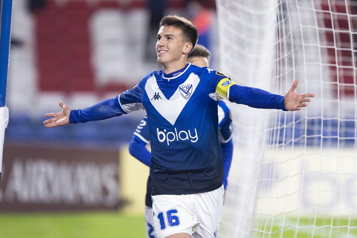 Dejar afuera a Rochet en copa no es para cualquiera. Abz