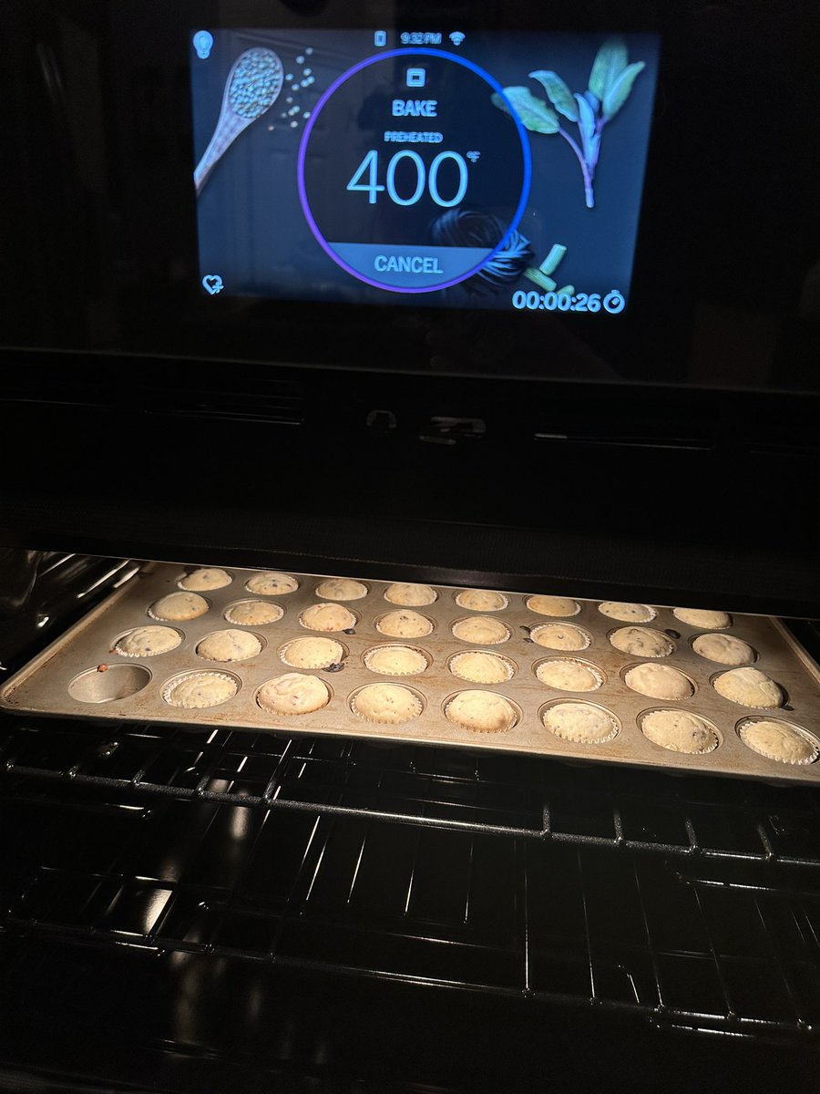 sherry_grissom's tweet image. All of my culinary students, get ready for a tasty treat in the morning!  We are ready to see you!!  @RockHillHS @RHHS_Culinary #firstdaybestday