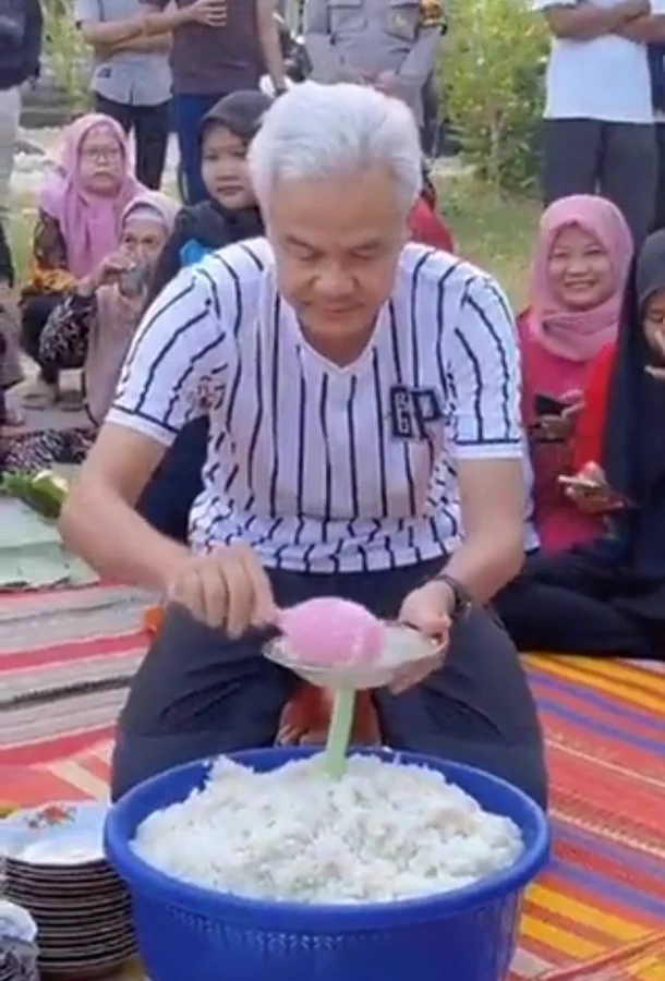 Negara Amburadul gara2 pilih Si Planga-Plongo.
Jgn smp thn 2024 pilih yg hobi Porno.
Bisa2 Negara Amburadul dan moral rakyat ancur.
Pagi-pagi
Morning
Mahkamah Agung
Tempe

GAMBAR HANYA SEKEDAR PEMANIS.
🤣🤣