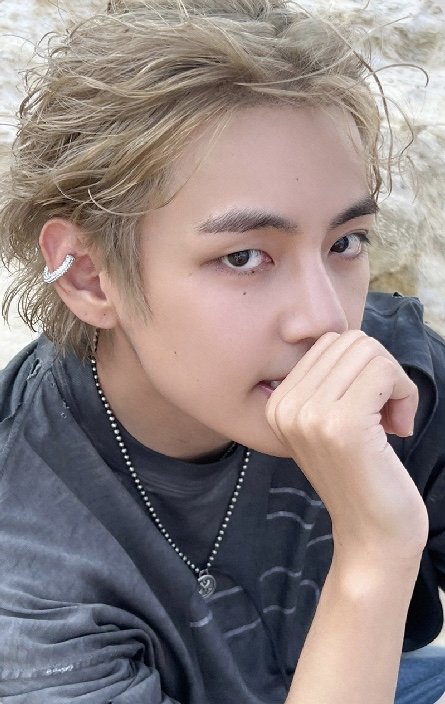 Vyan (@kimtehyungz) on Twitter photo 