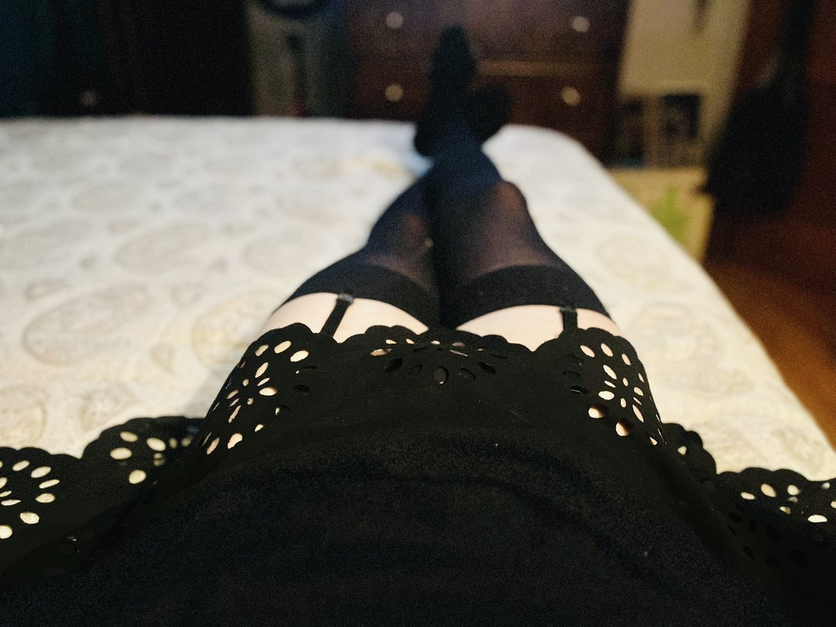 Zoey // 🏳️‍⚧️ (@anelegantwitch) on Twitter photo 