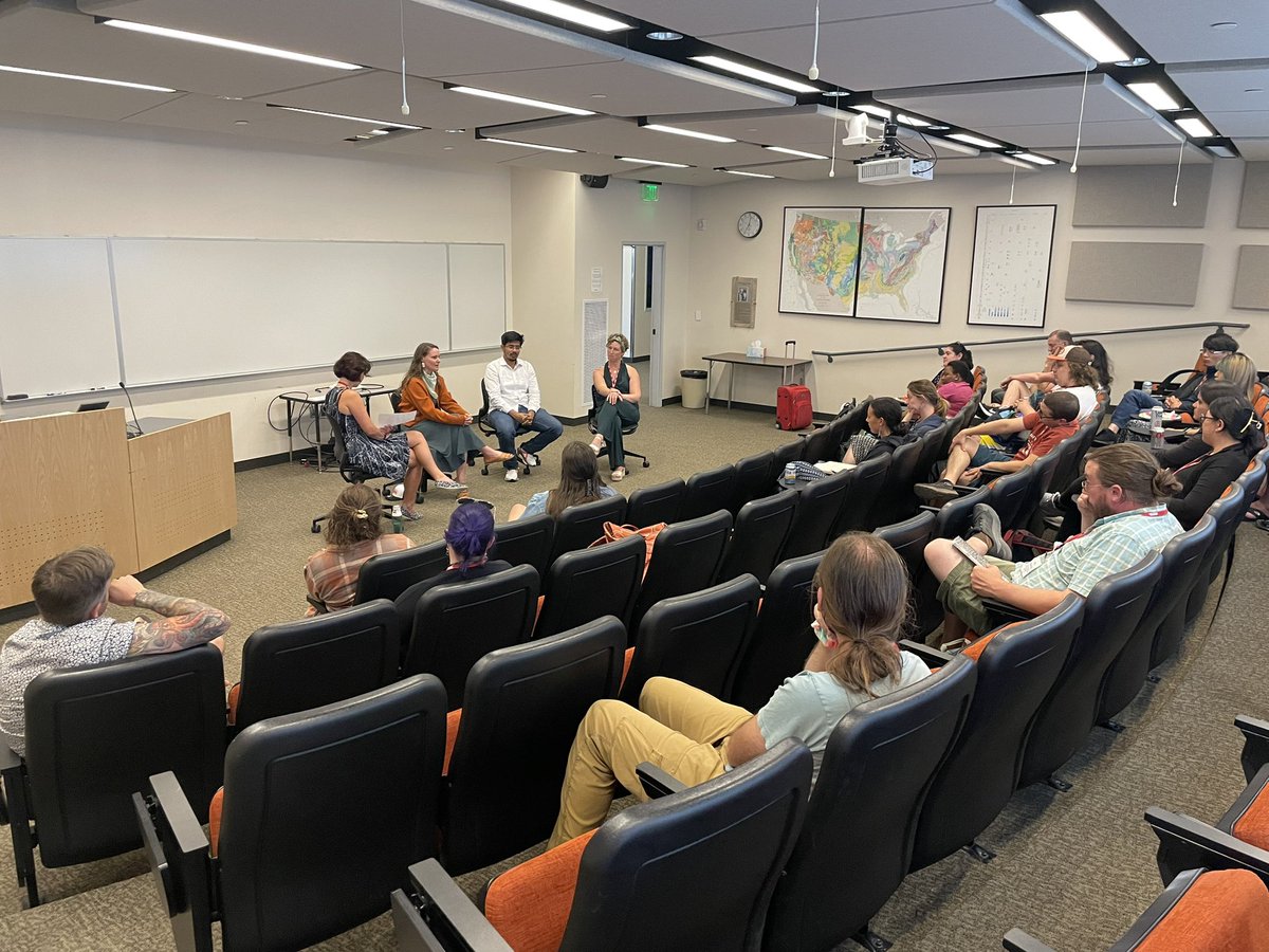 This evening at #SPATIAL23 we wrapped up with a discussion on science career paths with iso-enthusiastic panelists representing academia, government, and private sector. Thanks to moderator <a href="/ChrisStantis/">Chris Stantis, PhD</a> for orchestrating!