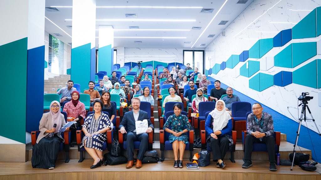 Universitas Islam Internasional Indonesia tweet media