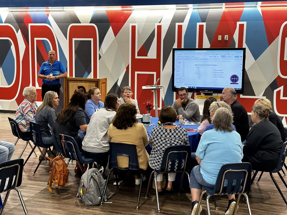 JustinNeel2's tweet photo. Great day developing processes for success! #onetribe #process #EDU https://t.co/vAtNEneFVa