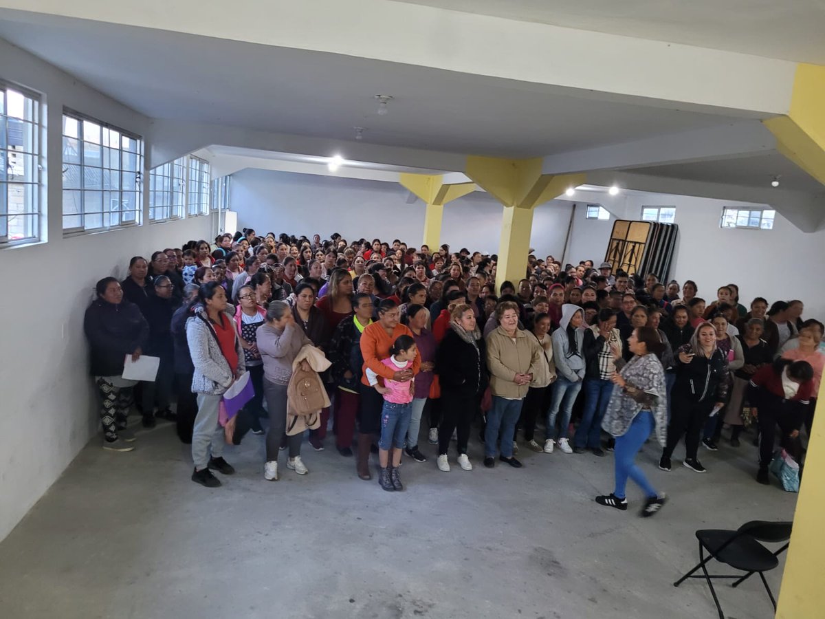 patrciatarang3's tweet photo. Con esfuerzo y lealtad se construyen muchas cosas,cómo un gran  equipo lleno de humildad y de fuerza, gracias amigas de #Zaragoza #SanDiegoLaHuerta #Calimaya el mejor equipo con #ADM 👌🎉🎉 https://t.co/UuCDGahk46