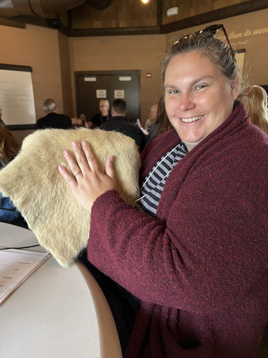 MaestraUrbina's tweet image. Thanks @brookfield_zoo for opening your doors during Teaching Safari. Enjoyed the chance to explore NGSS, enrichment, conservation, and play. Ready to take our learning into our classes in a few weeks! @PanthersD100 @BerwynSouth100 #d100inspires #teampershing