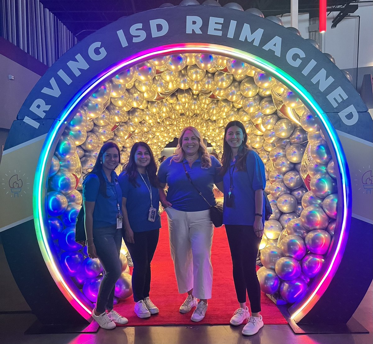 Jesskuo2010's tweet photo. Irving ISD 23-24 Convocation. We are ready to start a new year! @BrownElementary #IISDReimagined https://t.co/6vyYVA0uGK