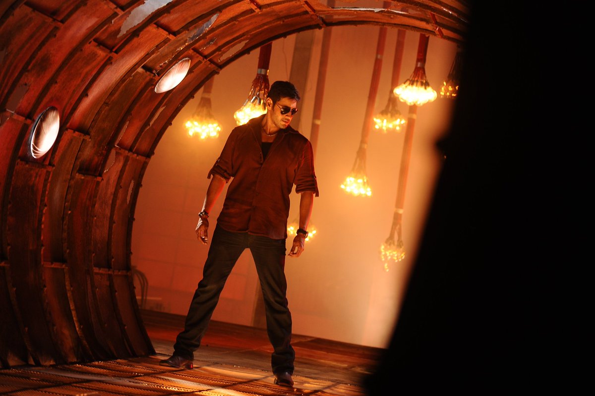 DamarlaG's tweet photo. #HBDSuperstarMaheshBabu 
#MaheshBabu https://t.co/VQwfKavmjM