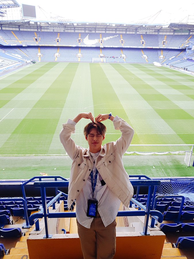 atztwi5's tweet photo. Hi, @ChelseaFC 💙🩵
Today is the birthday of SONG MINGI from @ATEEZofficial 

Can you please wish him a Happy Birthday?? 🎂 ⚽️🥺💙 He is a very loyal fan. 

This would be the best gift 🎁

 BEST SONG IS SONG MINGI
#LyricalGeniusMingiDay
#용기패기객기_송민기의_생일날 https://t.co/qHlG10naCj