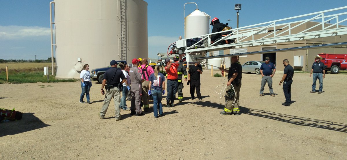 RockyFordFD's tweet photo. At 2:15 pm we were paged for an agency assist in Crowley County at Arkansas Valley Correctional Facility for a person that fell in a guard tower.Patient was safely removed from the guard tower and treated for injuries and air transported by Uchealth Lifeflight in stable condition https://t.co/Wloyl5F1Qc