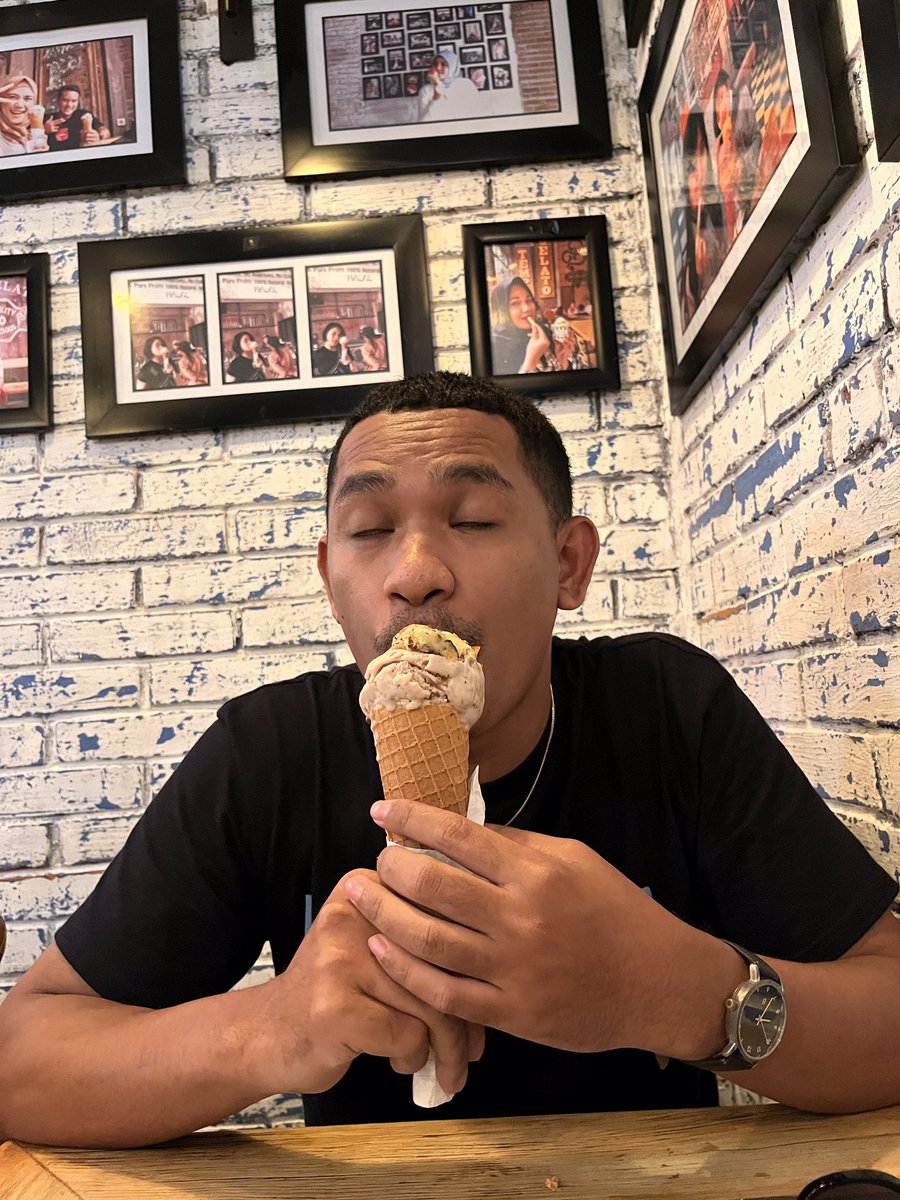 OctoLasatira1's tweet image. Flashback ke Audisi kota pertama idol 12 di Jogja 🫰🏻