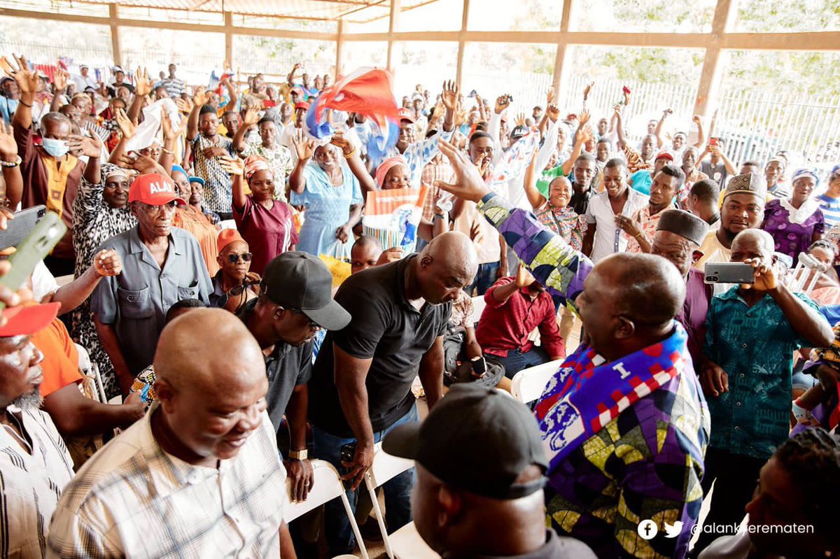 eric_amankwah13's tweet photo. Hon. Alan John Kyerematen 
@AlanKyerematen , we, the students of KNUST are Privileged to have you coming back home. 

#youthcaucusforalan
#AlanAtKNUST
#AlanForAll https://t.co/Q6kVTz1f0J