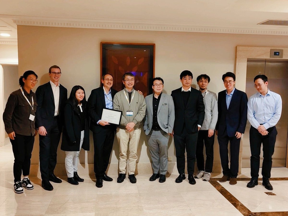 otbventures's tweet photo. We attended APICAM2023 conference. Additive manufacturing is set to revolutionise the manufacturing of specialty components in critical industries like space and defence. 

Congratulations to Prof Simon Ringer- awarded the prestigious silver medal from Materials Australia. https://t.co/D9MzrhFT9x