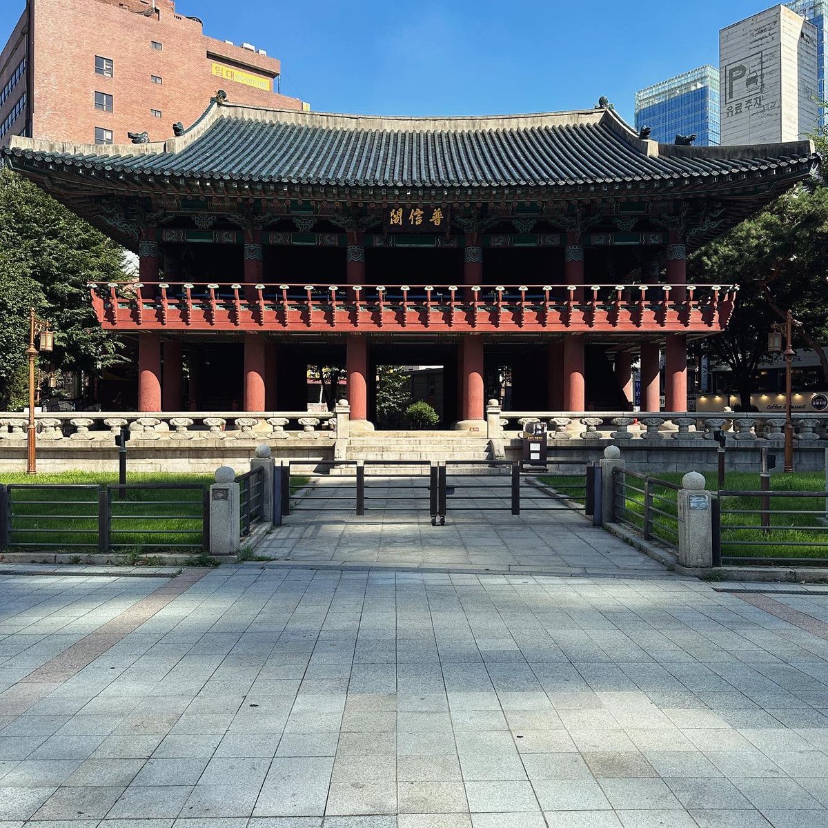 Rikuno77's tweet photo. 📸🇰🇷 #seoul #photography #SouthKorea https://t.co/OtmHJyuVrT