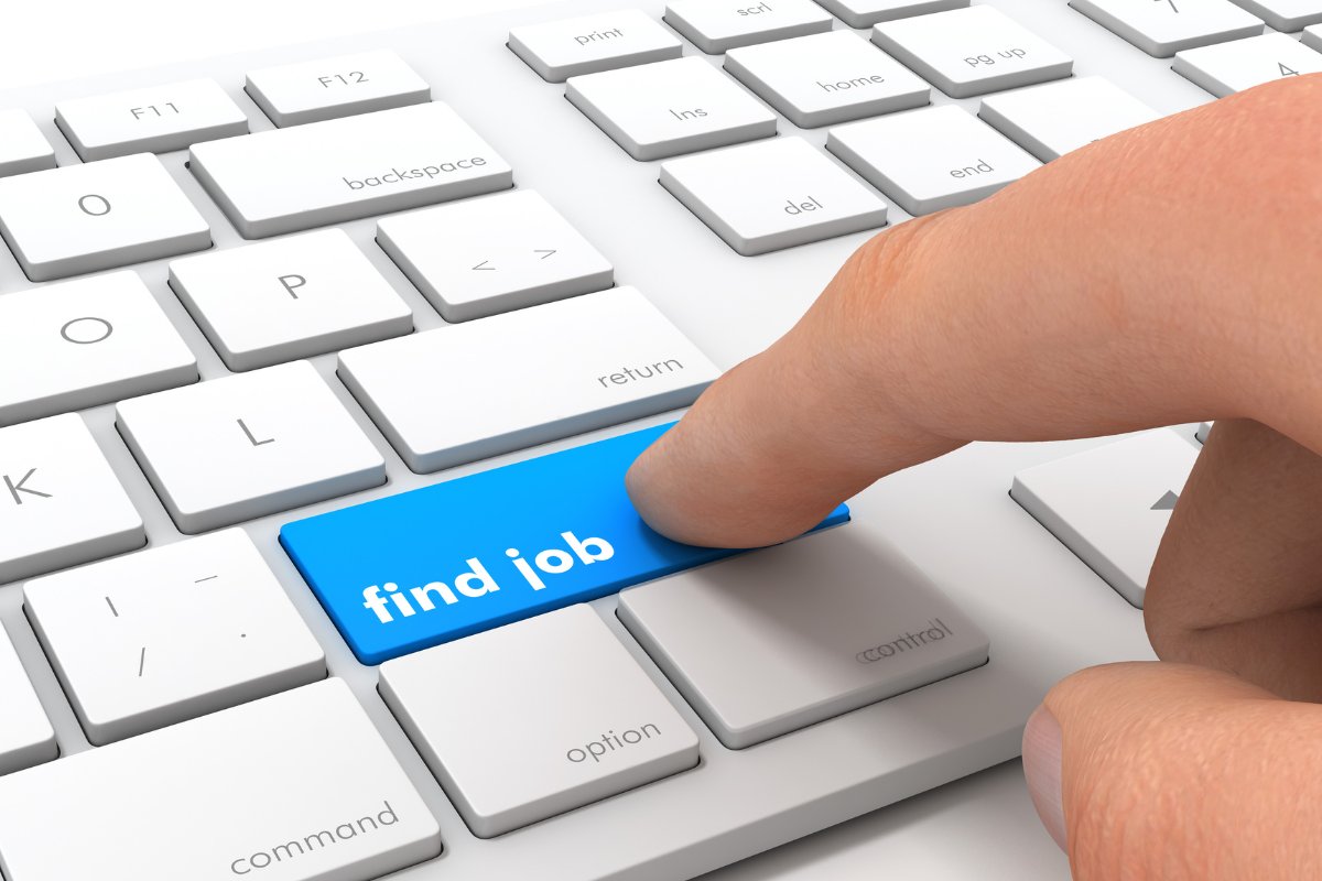 thecvme's tweet photo. Take control of your career with a strategic job search - apply for positions, network, and never stop learning!

#OnlineResume #JobSearch #Job #TheCV #PostJob #CV https://t.co/50BcERI0ZF