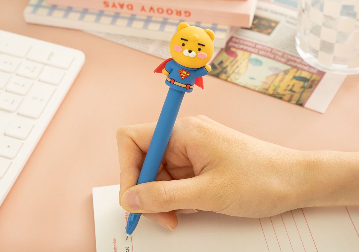 Saipen111's tweet photo. Pen #choonsik
ราคา590฿
#พรีเกาหลี #พรีออเดอร์เกาหลี #หิ้วเกาหลี #preorderkorea #kakaofriends #kakaofriendsth #kakaofriendsthailand #kakaothailand #choonsikthailand https://t.co/KEqoCOtciD
