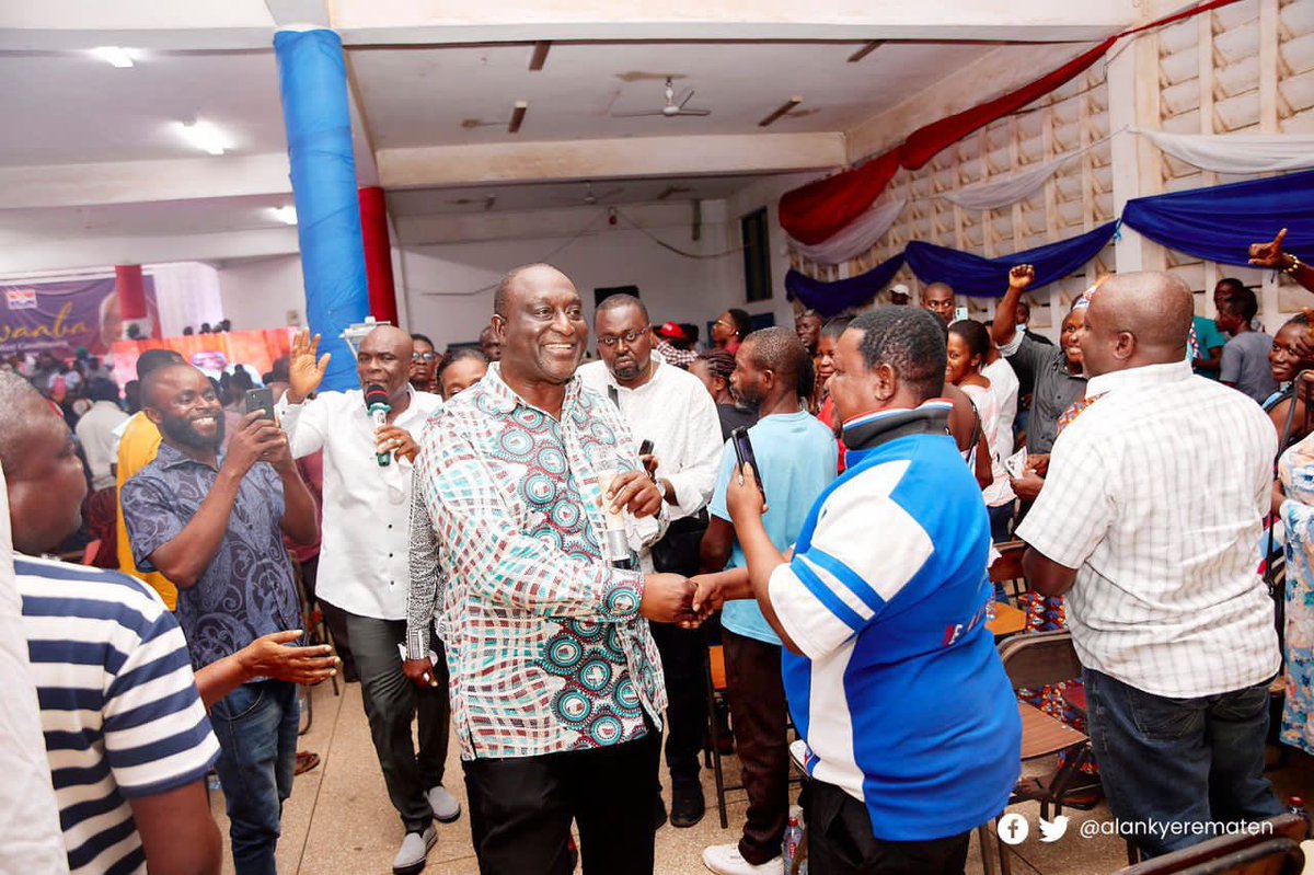 eric_amankwah13's tweet photo. I am happy I will be joining @AlanKyerematen today at KNUST Africa hall not because I’m a Tescon member ( I don’t even have an affiliation now) but the man is actually a father for all. His charisma is top top 

#youthcaucusforalan
#AlanAtKNUST
#AlanForAll https://t.co/LwSI8l6MAE