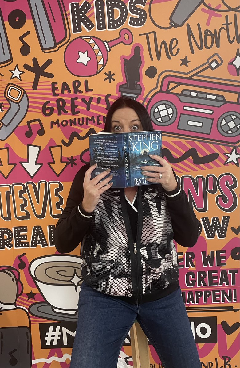 Looking for something to entertain the kids? 
Karen will be reading at Tales on the Tyne on Weds 16th. Book your space here (don't worry she won't bring Stephen King!) eventbrite.co.uk/e/tales-on-the…