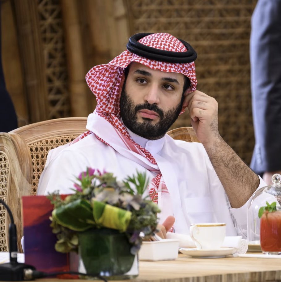 alsaud1ksa's tweet photo. الله يحفظك ويديمك ويطول عمرك 🇸🇦🤍
#محمد_بن_سلمان 
https://t.co/6cNrKrpUuw https://t.co/QZKRXNBRb4