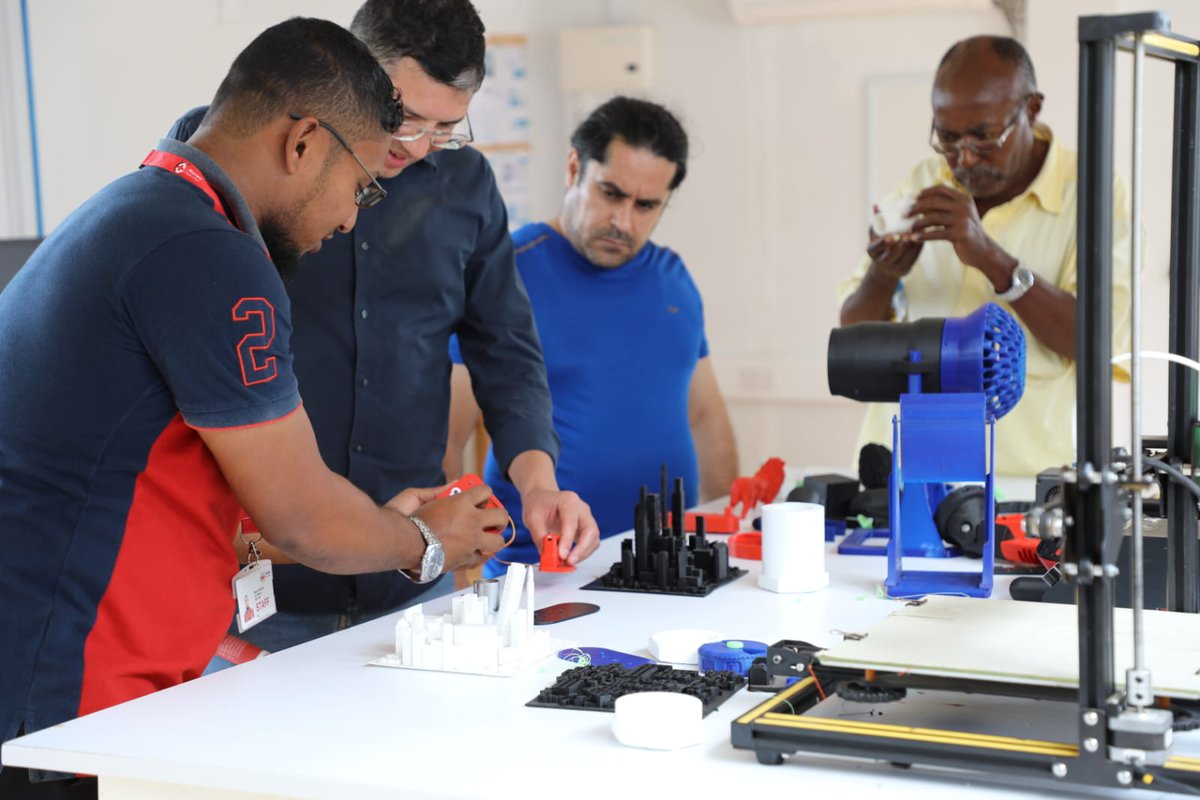 iome254's tweet photo. About this week, hosting the Principal and colleagues from Light Academy Mombasa for a tour of the #IOMe005 in #Lamu and deliberations on collaborative activities during the students' holiday seasons. https://t.co/VNOav3rpte