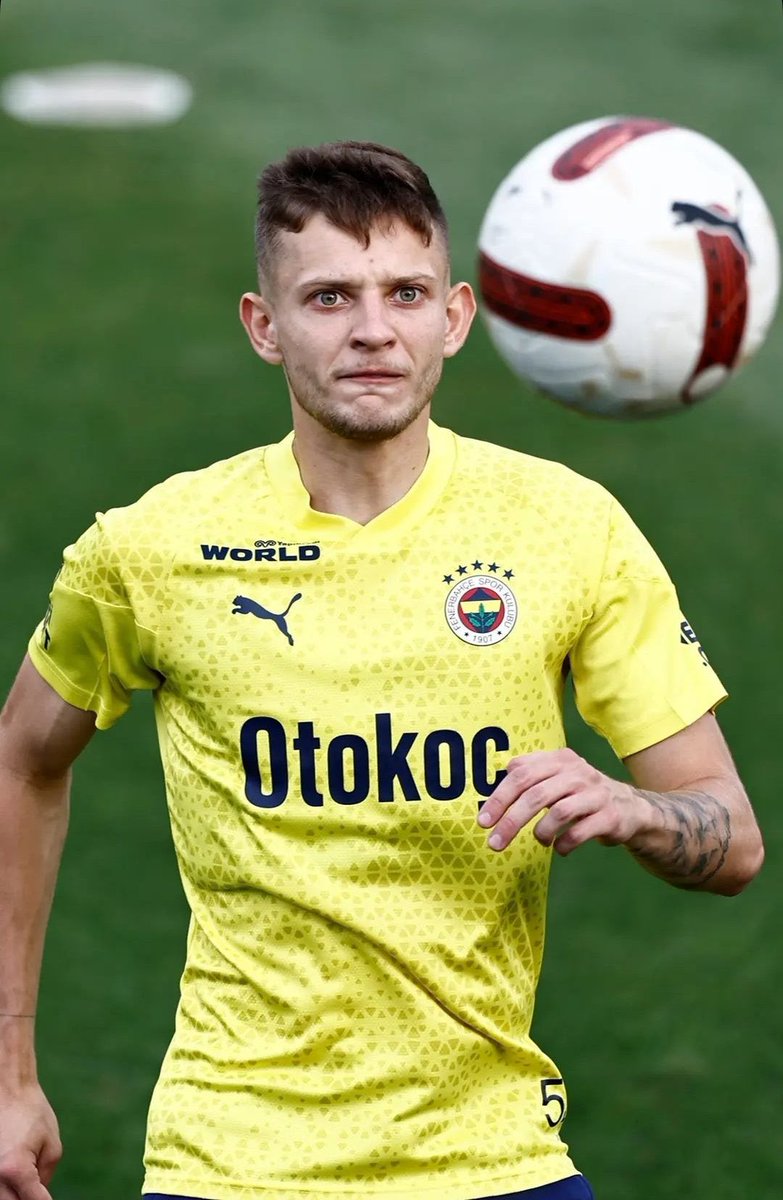 Sebastian Szymański 😉