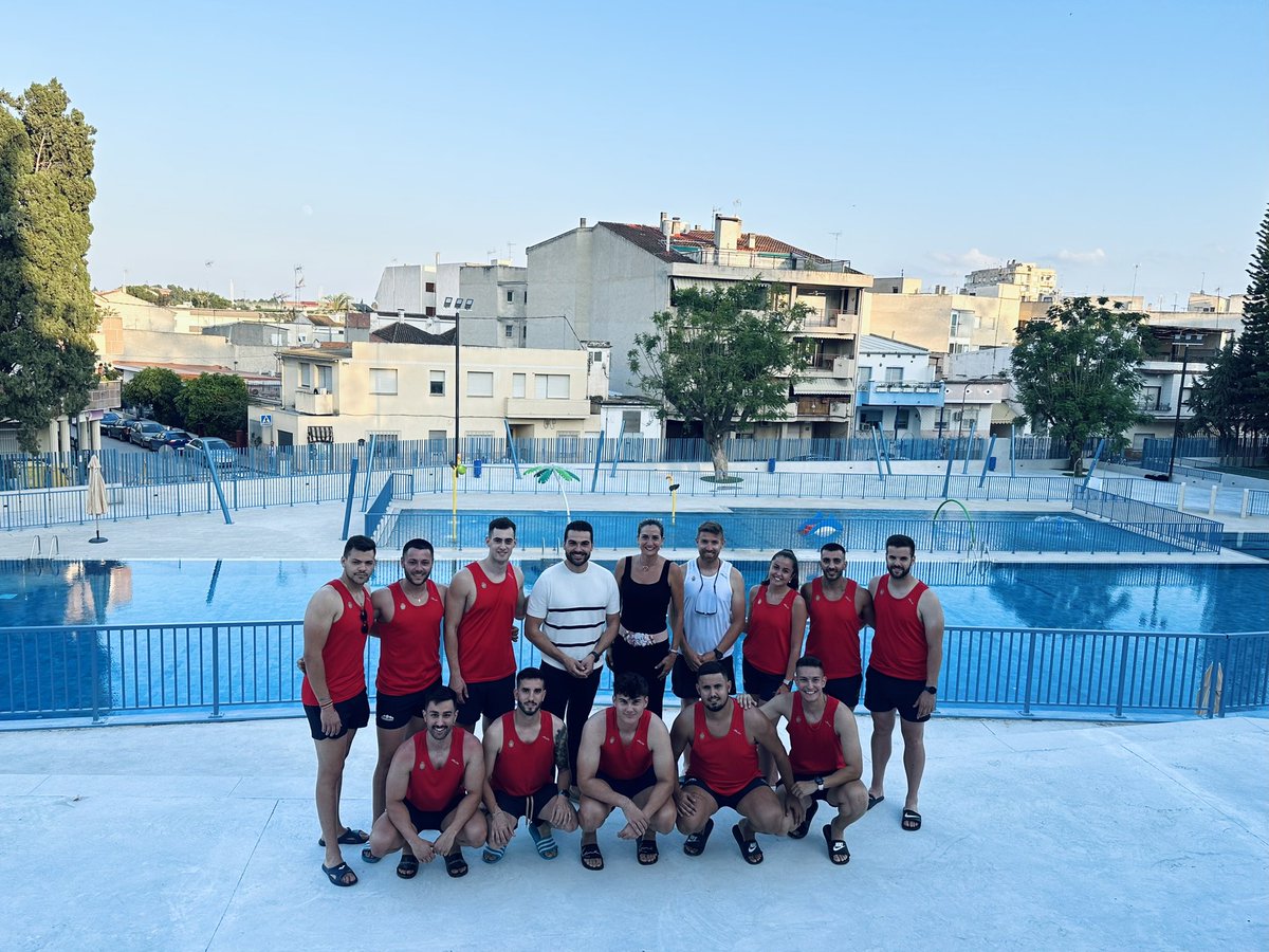 🙌 Seguimos disfrutando de la maravillosa 𝗽𝗶𝘀𝗰𝗶𝗻𝗮 𝐨𝐥í𝐦𝐩𝐢𝐜𝐚 𝗱𝗲 𝘃𝗲𝗿𝗮𝗻𝗼 de #Archena ‼️
 
🏊‍♀️Unas instalaciones modernas y eficientes que disfrutan más de 1️⃣2️⃣0️⃣0️⃣ personas al día y donde se imparten más de 5⃣0⃣ cursos de natación.

👏🄶🅁🄰🄲🄸🄰🅂 al trabajo de