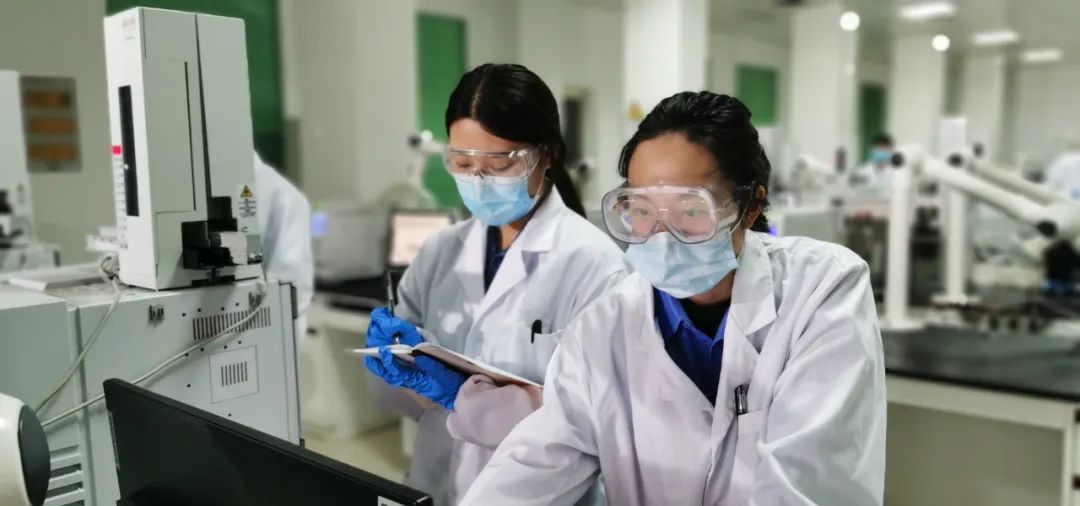 DiscoverWujiang's tweet photo. #Wujiang district was recently listed among China's top 100 districts in 2023, ranking 8th in the country and 1st in Jiangsu province👍👍. This exemplifies its robust economic and social progress📈📈, and showcases its boundless potential for future growth🤩. #WujiangDevelopment https://t.co/ePTJ6Ja0GJ